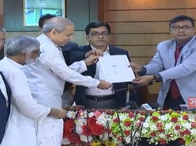 Dhaka 10: Candidates get poll symbols